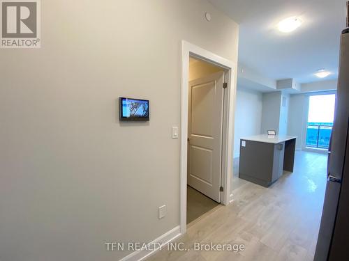 1308 - 3220 William Coltson Avenue, Oakville, ON -  Photo Showing Other Room