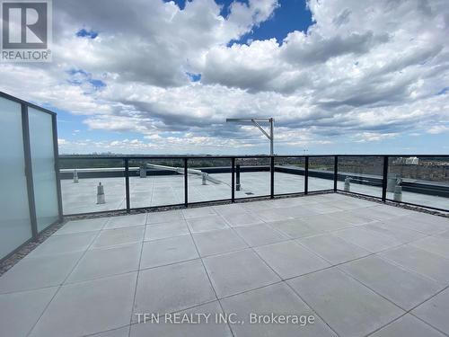 1308 - 3220 William Coltson Avenue, Oakville, ON - Outdoor With Balcony With View