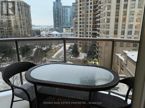 821 - 25 Kingsbridge Garden Circle, Mississauga, ON - Outdoor With Balcony