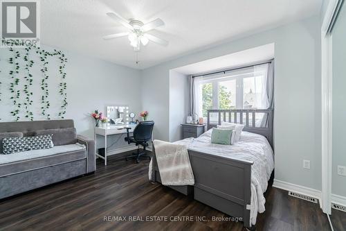 54 - 5662 Glen Erin Drive, Mississauga, ON - Indoor Photo Showing Bedroom