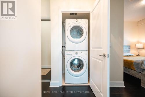 1509 - 33 Shore Breeze Drive, Toronto (Mimico), ON - Indoor Photo Showing Laundry Room