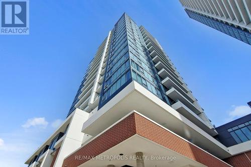 304 - 5 Wellington Street S, Kitchener, ON - Outdoor