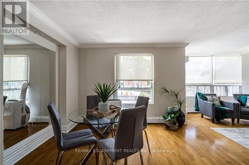 209 - 10 John Street, Hamilton (Dundas), ON - Indoor Photo Showing Dining Room