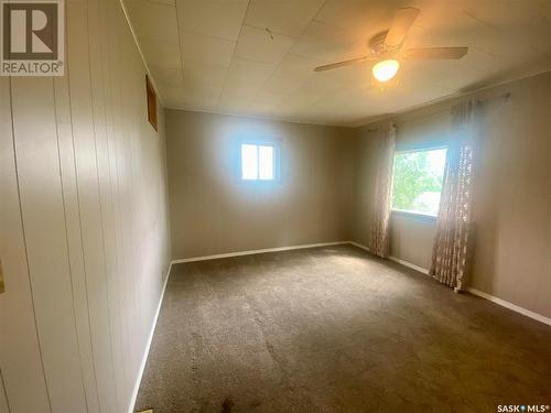 6266 Queens Avenue, Gull Lake, SK - Indoor Photo Showing Other Room