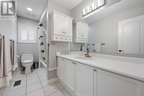 51 Sturgess Crescent, Whitby, ON - Indoor Photo Showing Bathroom