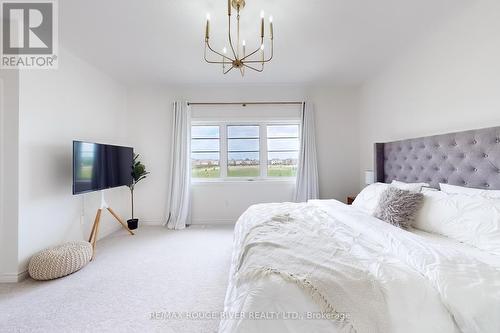 91 Maskell Crescent, Whitby, ON - Indoor Photo Showing Bedroom