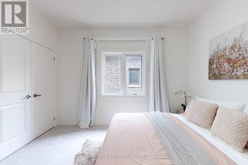 91 Maskell Crescent, Whitby, ON - Indoor Photo Showing Bedroom