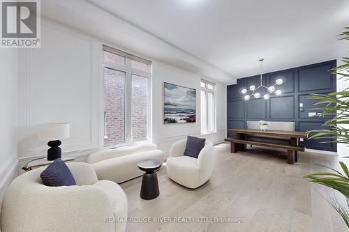 91 Maskell Crescent, Whitby, ON - Indoor Photo Showing Living Room