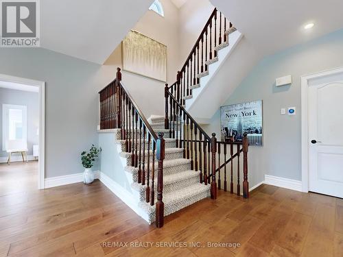 21 Silver Spring Crescent, Uxbridge, ON - Indoor Photo Showing Other Room