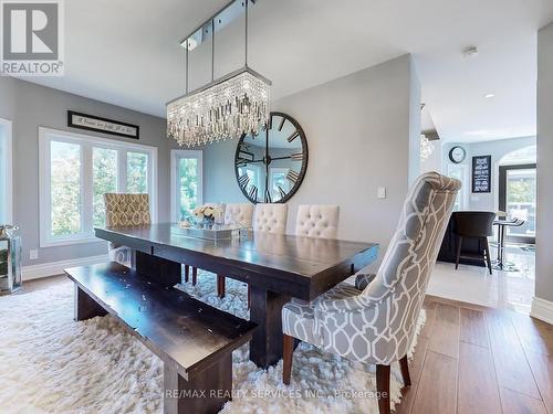 21 Silver Spring Crescent, Uxbridge, ON - Indoor Photo Showing Dining Room