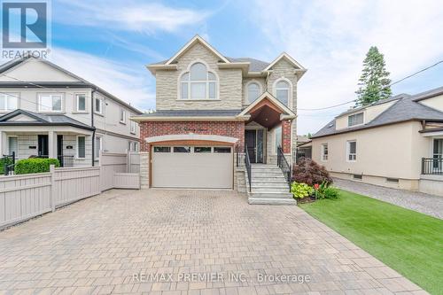 28 Ellerby Square N. Square, Vaughan, ON - Outdoor With Facade