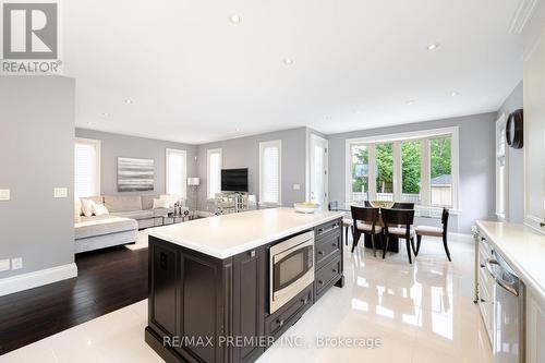 28 Ellerby Square N. Square, Vaughan, ON - Indoor