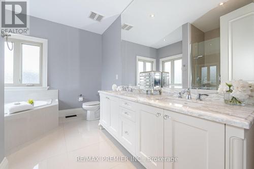 28 Ellerby Square N. Square, Vaughan, ON - Indoor Photo Showing Bathroom