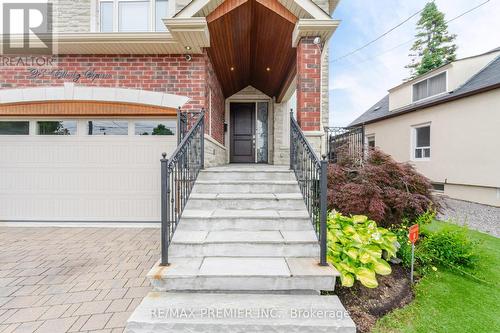 28 Ellerby Square N. Square, Vaughan, ON - Outdoor