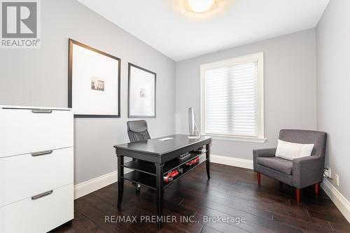 28 Ellerby Square N. Square, Vaughan, ON - Indoor