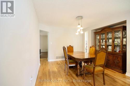 291 Niagara Drive, Oshawa, ON - Indoor Photo Showing Dining Room