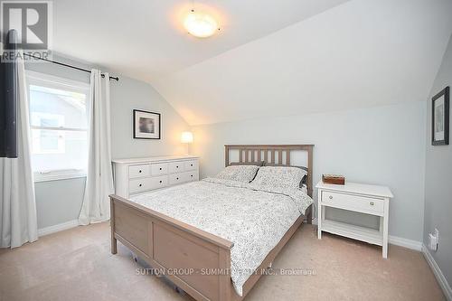 4 Mill Street S, Brampton, ON - Indoor Photo Showing Bedroom