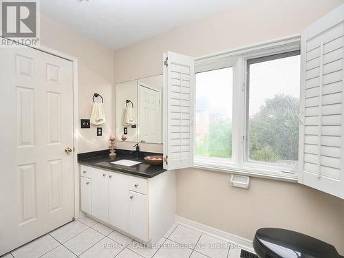 7 Colleyville Street, Brampton, ON - Indoor Photo Showing Bathroom