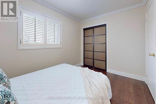 61 Mullis Crescent, Brampton, ON - Indoor Photo Showing Bedroom