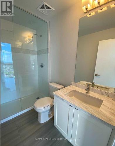 1 - 4055 Parkside Village Drive, Mississauga, ON - Indoor Photo Showing Bathroom