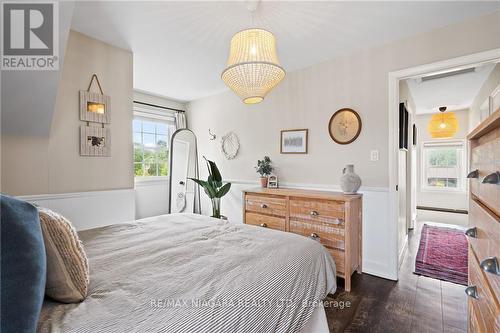 20 Edgedale Road, St. Catharines, ON - Indoor Photo Showing Bedroom