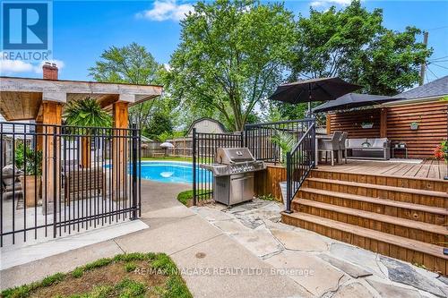 20 Edgedale Road, St. Catharines, ON - Outdoor With In Ground Pool