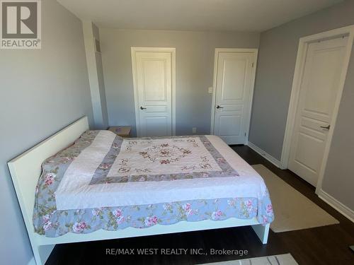 14 - 515 Winston Road, Grimsby, ON - Indoor Photo Showing Bedroom