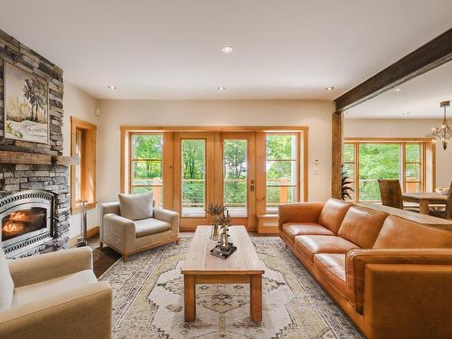 Salon - 287 Ch. De Missisquoi, Bromont, QC - Indoor Photo Showing Living Room With Fireplace