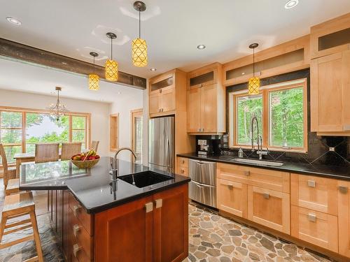 Kitchen - 287 Ch. De Missisquoi, Bromont, QC - Indoor Photo Showing Kitchen