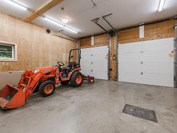 Garage - 