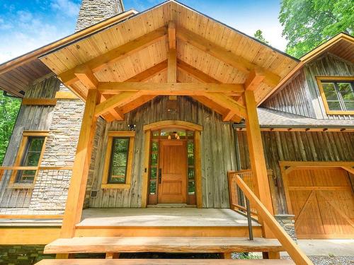 Exterior entrance - 287 Ch. De Missisquoi, Bromont, QC - Outdoor