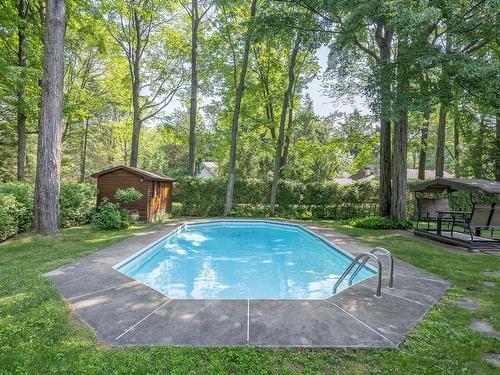 Piscine - 10 Place De Futeau, Lorraine, QC - Outdoor With In Ground Pool With Backyard