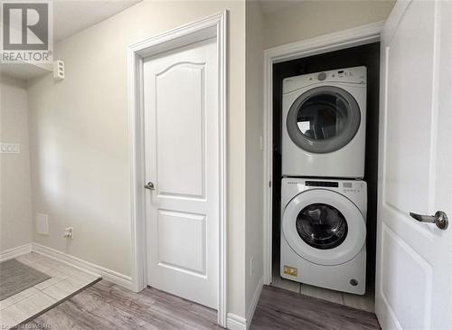 76 Knotty Pine Avenue, Cambridge, ON - Indoor Photo Showing Laundry Room