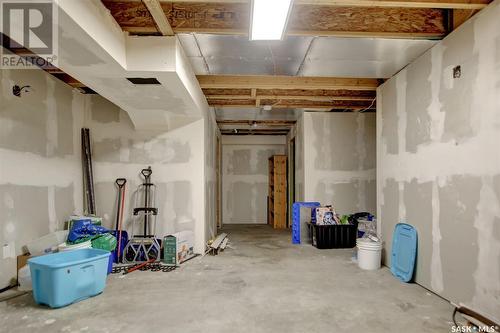 52 2751 Windsor Park Road, Regina, SK - Indoor Photo Showing Basement