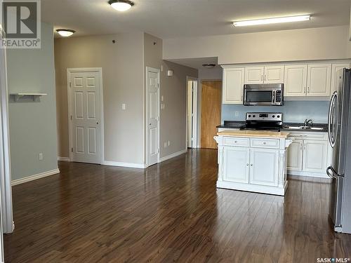 405 220 Mccallum Avenue, Birch Hills, SK - Indoor Photo Showing Kitchen