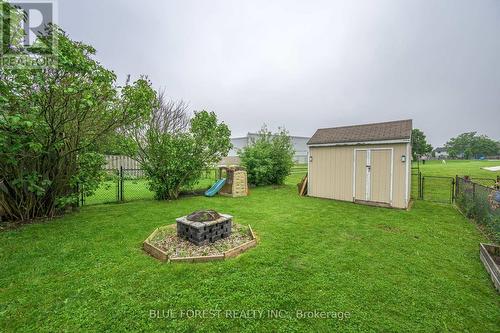 767 Homeview Road, London, ON - Outdoor With Backyard