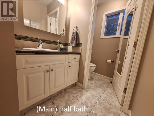 4910 Crest Road, Prince George, BC - Indoor Photo Showing Bathroom