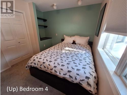 4910 Crest Road, Prince George, BC - Indoor Photo Showing Bedroom