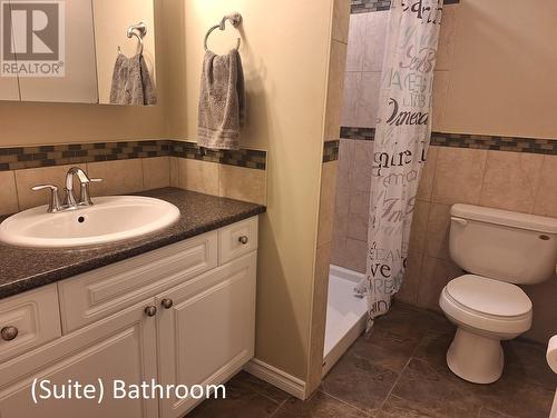 4910 Crest Road, Prince George, BC - Indoor Photo Showing Bathroom