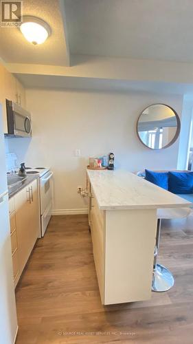 703 - 15 Maplewood Avenue, Toronto, ON - Indoor Photo Showing Kitchen