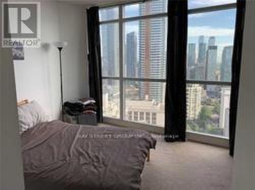 3202 - 21 Carlton Street, Toronto, ON - Indoor Photo Showing Bedroom