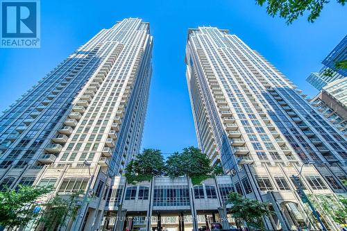 2809 - 763 Bay Street, Toronto, ON - Outdoor With Facade