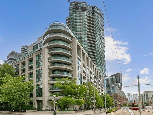 619-600 Fleet St, Toronto, ON - Outdoor With Facade