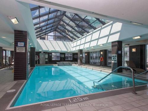 619-600 Fleet St, Toronto, ON - Indoor Photo Showing Other Room With In Ground Pool