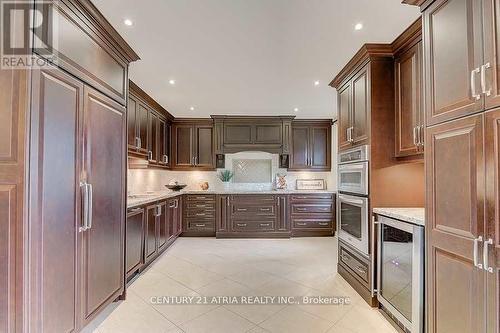 67 Pinnacle Road, Toronto, ON - Indoor Photo Showing Kitchen