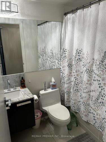 1607 - 42 Charles St Street E, Toronto, ON - Indoor Photo Showing Bathroom