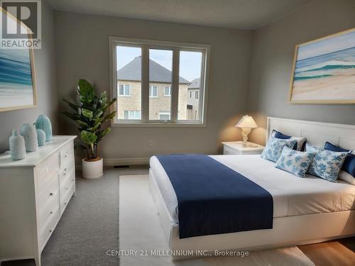 13 Rosanne Circle, Wasaga Beach, ON - Indoor Photo Showing Bedroom