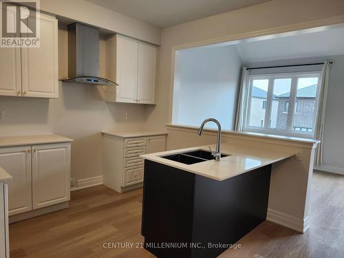 13 Rosanne Circle, Wasaga Beach, ON - Indoor Photo Showing Kitchen With Double Sink