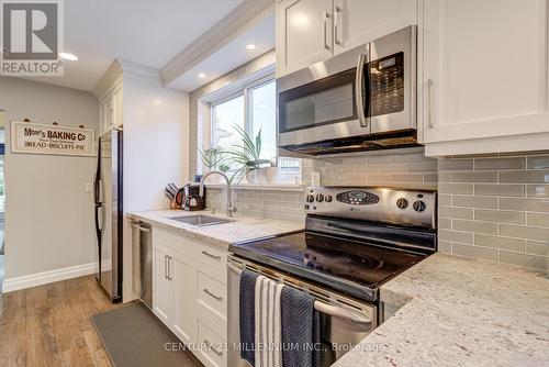 1 Esplanade Road, Brampton, ON - Indoor Photo Showing Kitchen