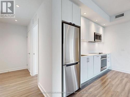 3012 - 1928 Lake Shore Boulevard W, Toronto, ON - Indoor Photo Showing Kitchen With Stainless Steel Kitchen